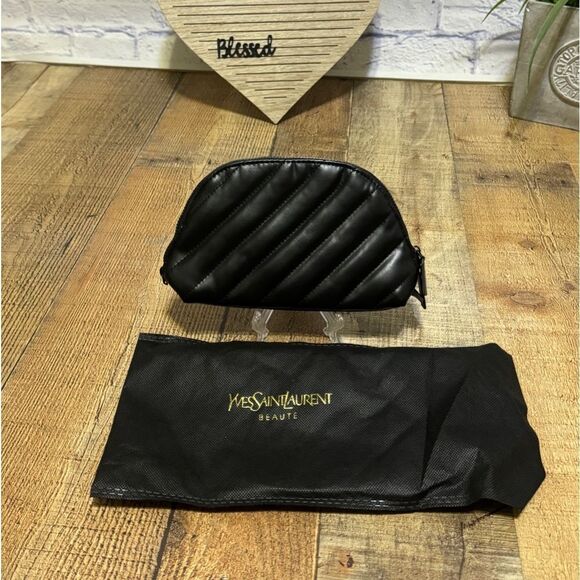 Yves Saint Laurent Black Quilted Makeup Bag-NEW IN DUSTBAG - Picture 1 of 14